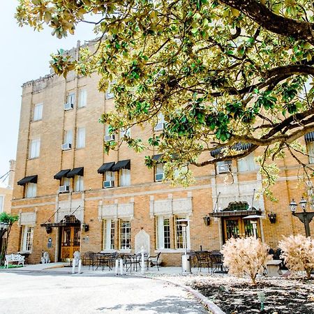 The Faust Hotel نيو بروانفيلز المظهر الخارجي الصورة