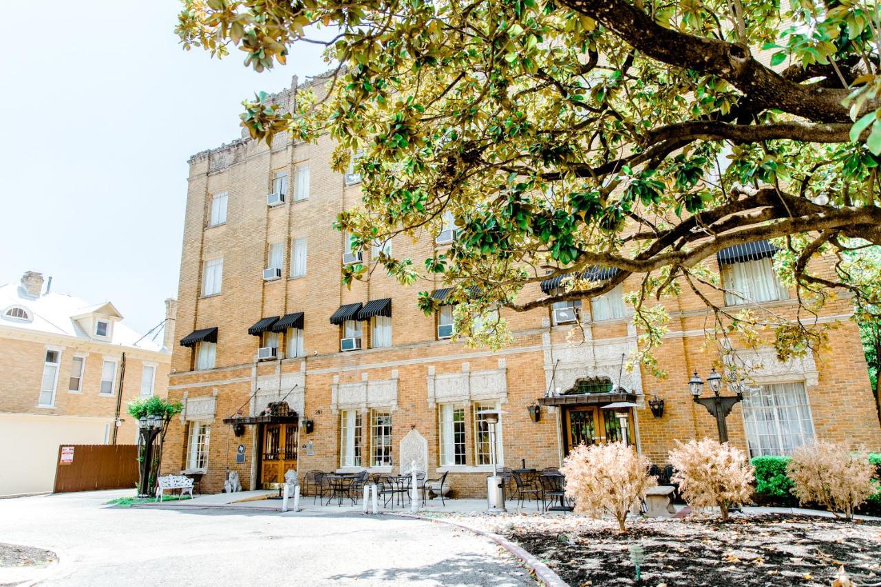 The Faust Hotel نيو بروانفيلز المظهر الخارجي الصورة