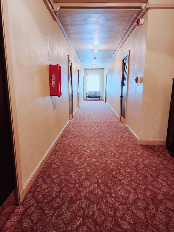 The Faust Hotel نيو بروانفيلز المظهر الخارجي الصورة