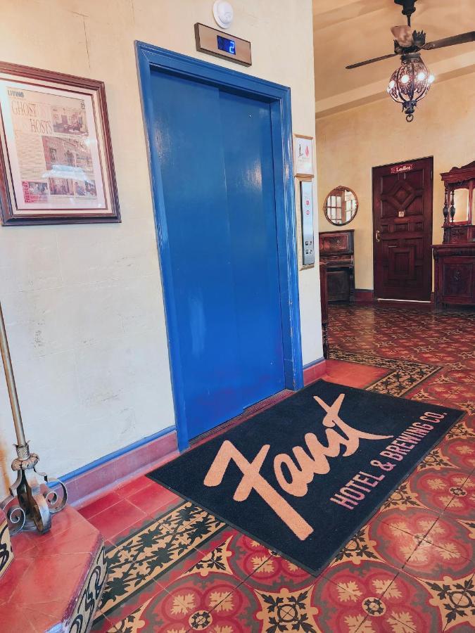 The Faust Hotel نيو بروانفيلز المظهر الخارجي الصورة
